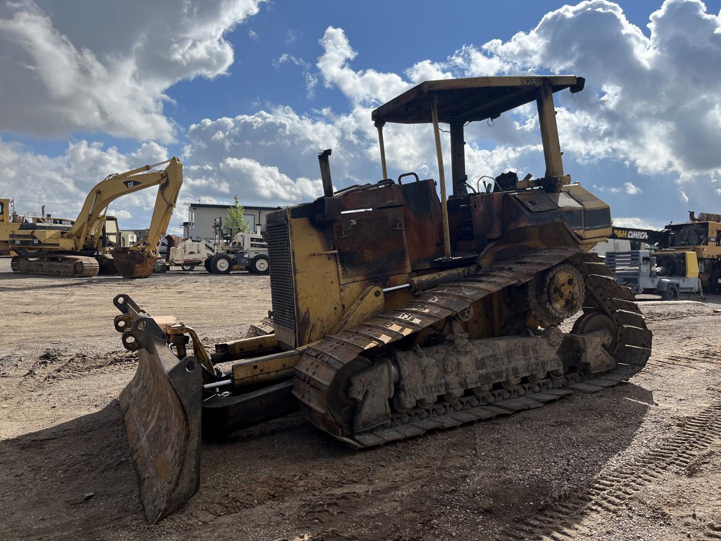 ./imagenes/INVOICE/2019/17247/TOPADOR FRONTAL CATERPILLAR D5M (1).JPG